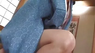 Охин байсан Зөндөө Түүний бүх нүх дараа гитар хичээл