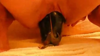 Тачаангуй masseur сэтгэл догдлон охин нь masturbation, fucked түүнийг Pussy