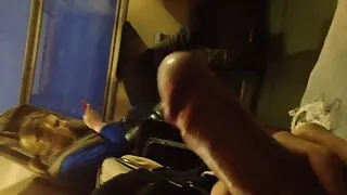Залуус авсан охин fucked нь илжиг, тэр баяртай байна
