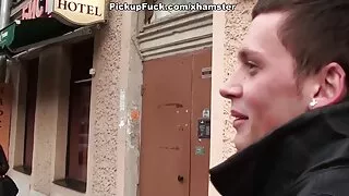 Хоер охин, нэг хүн threesome байна
