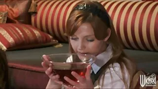 Хөөрхөн охин fucked илжиг нь чанга moans