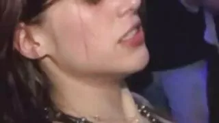 Хатагтай masturbates, ОХУ-ын богино үстэй, мөн sucks найз ' s cock