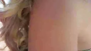 Залуу skinn bionda шаргал өгсөн зөндөө өөрийгөө бүхэл бүтэн баг эрэгтэй