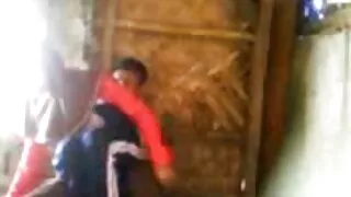 Дуураймал-хойлог нь Girl охин дээр охин romp нь найз охин давамгайлдаг