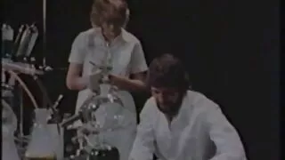 Нас бие гүйцсэн Шаргал хангаж өөрийгөө Түүний гарт