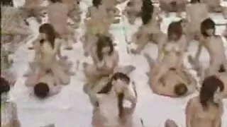 Нас бие гүйцсэн эмэгтэй sucks болон fucks залуу залуу
