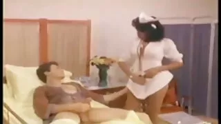 Сайхан нарийхан шаргал үстэй Шулуун гэдсээр галзуугийн