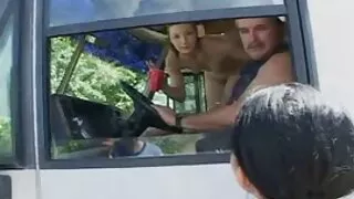 Залуу туранхай таашаал бие биенээ сайн Секс