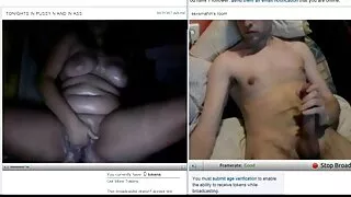 Секс нь маш залуу хар үстэй охин Pussy
