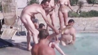 Ээжтэйгээ хамт