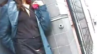 Оросын оюутнууд жинхэнэ хүсэл тачаалаа харуулсан, тийм ээ, бэлгийн харьцаанд орох нь сайн ажил